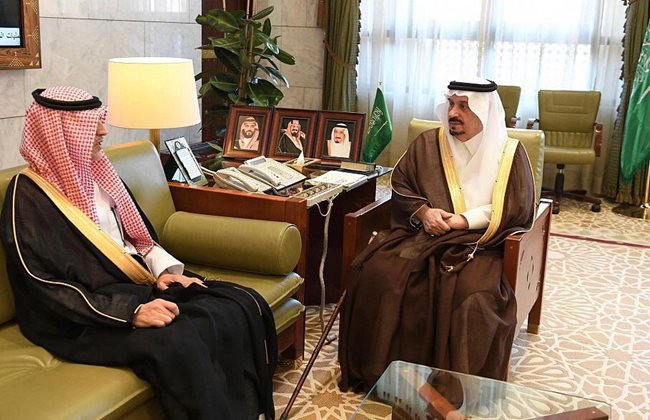 His Highness the Prince of the Riyadh region receives the Executive Chairman of the Social Development Bank