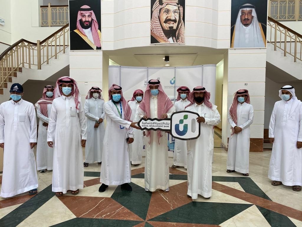 Delivery of 14 vehicles to support self-employment in the Bisha branch