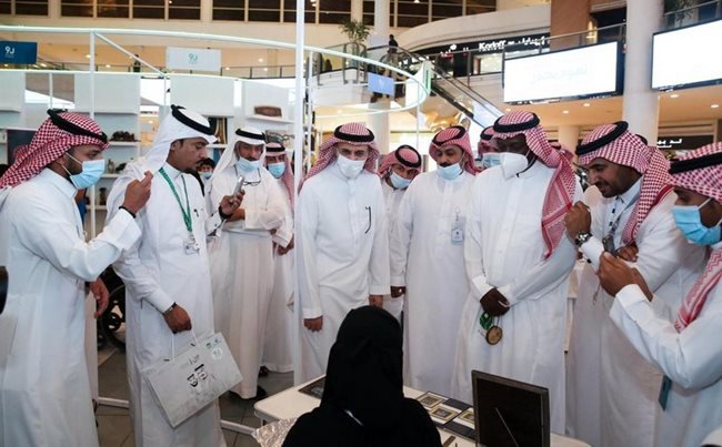 تدشين مبادرة "90 منتج بأيدي سعودية"