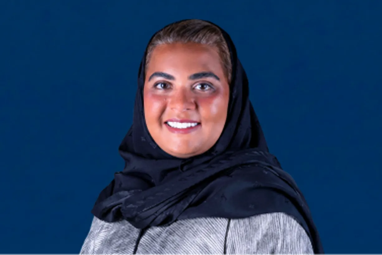 سارة بنت عبداللطيف نقلي