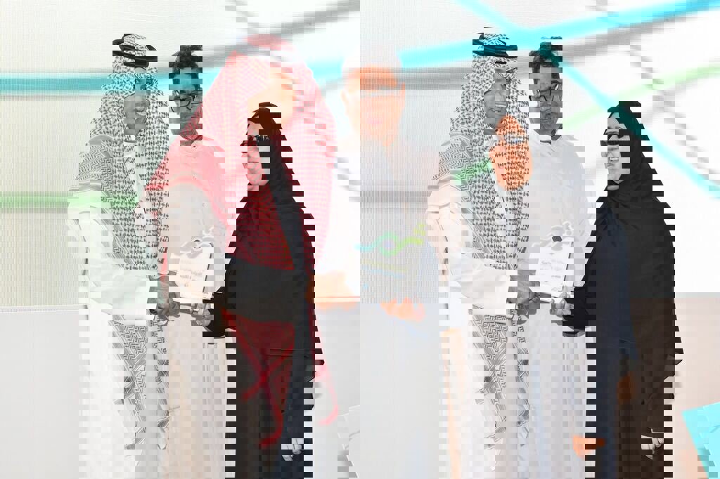 إطلاق مبادرات "ثمرات" برعاية الوزير العمل والتنمية الاجتماعية